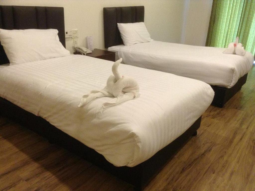 Hotel Kan Kanchanaburi Habitación foto