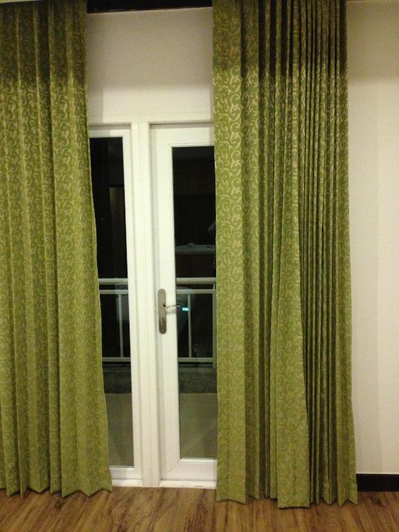 Hotel Kan Kanchanaburi Habitación foto